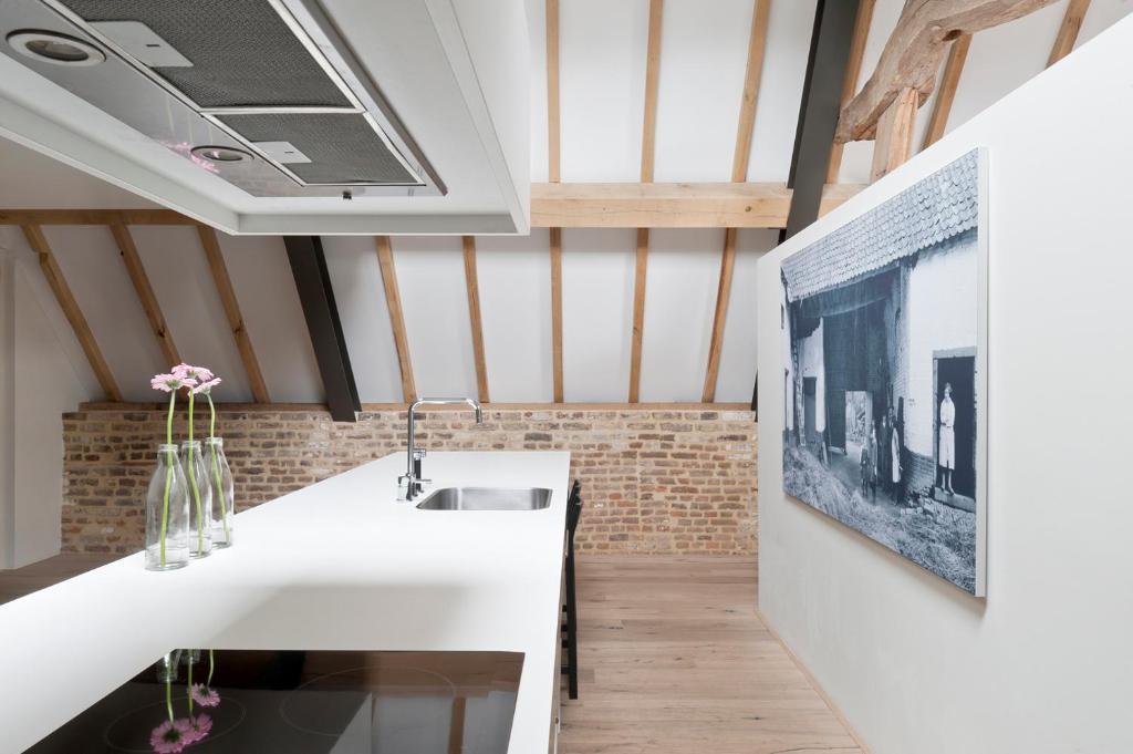 Cour 8 Lofts Guest House Maastricht Phòng bức ảnh
