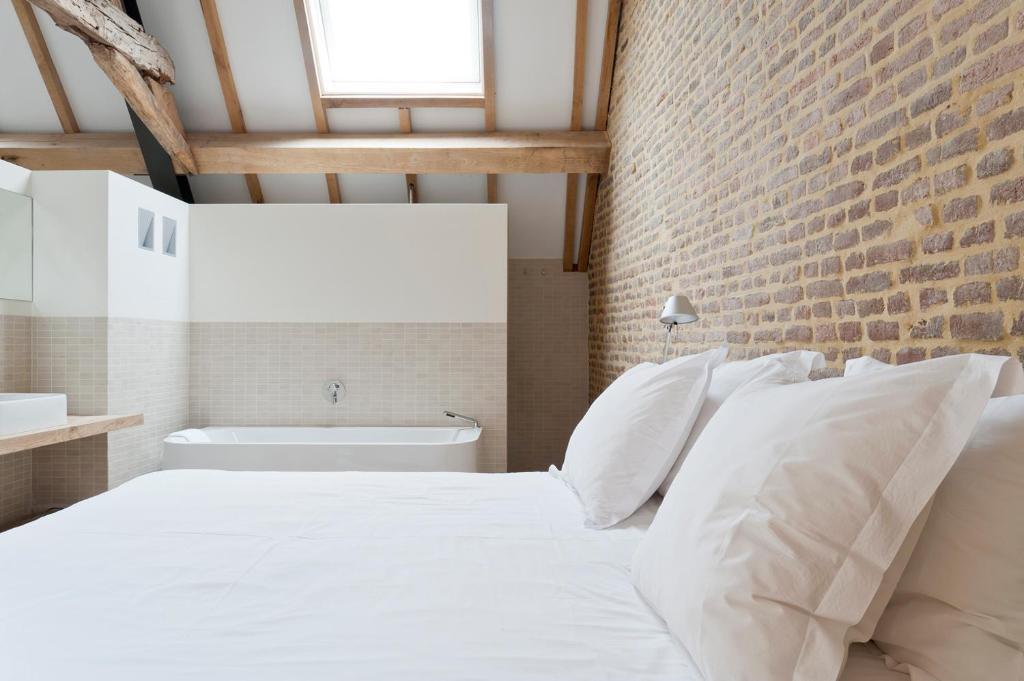 Cour 8 Lofts Guest House Maastricht Phòng bức ảnh
